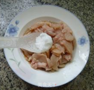 扁豆炒鸡胸肉的做法步骤：9