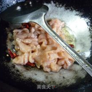 扁豆炒鸡胸肉的做法步骤：15