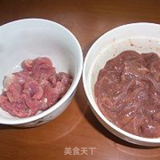 番茄蒜头猪肝汤的做法步骤：1