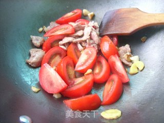 番茄蒜头猪肝汤的做法步骤：3