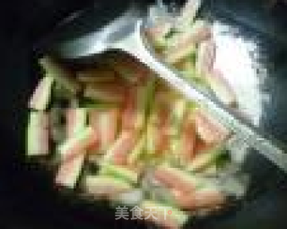 西瓜皮炒年糕的做法步骤：7