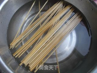 ﻿烤羊肉串的做法步骤：3
