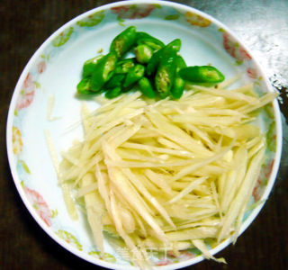 麻辣牛蛙的做法步骤：4