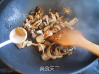 香菇肉片盖饭的做法步骤：6