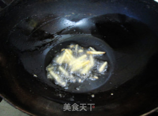墨鱼仔炒韭菜的做法步骤：6