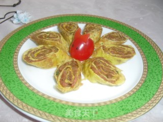 蛋皮肉卷的做法步骤：7