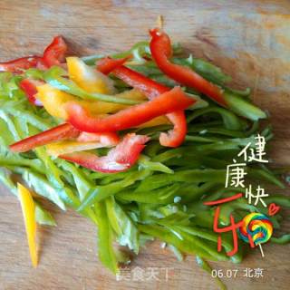 尖椒鸡蛋的做法步骤：3
