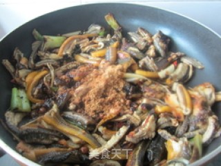 大葱爆黄鳝的做法步骤：7