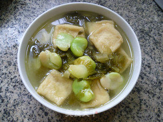 小油方酸菜蚕豆汤的做法步骤：11