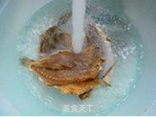 五花肉烧黄鱼鲞的做法步骤：3