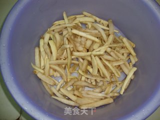 【自做咸辣脆萝卜】的做法步骤：3