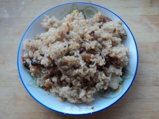 孜然鱿鱼炒饭的做法步骤：8