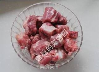 送给广大高考生一道清凉消暑、营养补钙汤 ——【带皮冬瓜排骨汤】的做法步骤：2