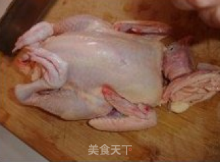 草鸡炖蘑菇的做法步骤：1