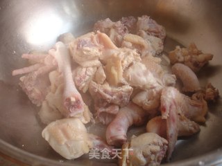 草鸡炖蘑菇的做法步骤：6