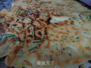 韭菜鸡蛋饼的做法步骤：7