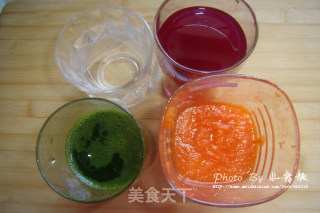 【彩虹馄饨】为宝宝打造的美食的做法步骤：1