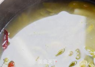 下酒菜的最佳搭档——麻辣小毛豆的做法步骤：4