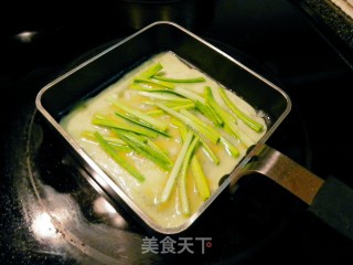 蒜苗煎蛋的做法步骤：5