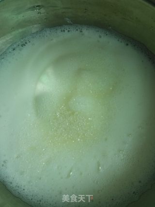 戚风蛋糕的做法步骤：2