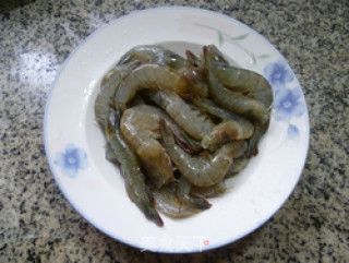 辣椒酱炒鲜虾的做法步骤：4