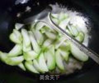 西瓜皮炒夜开花的做法步骤：6