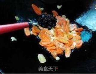 爱护我们的双眼——胡萝卜炒猪肝的做法步骤：5