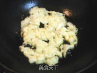 翡翠蛋炒饭的做法步骤：2