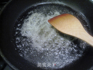 蟹肉白酱可乐饼的做法步骤：1