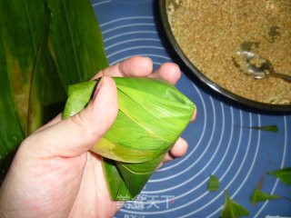 咖喱风味蛋黄粽的做法步骤：9