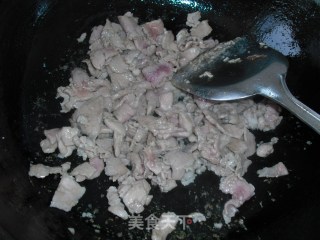 鲜蚕豆炒肉的做法步骤：5