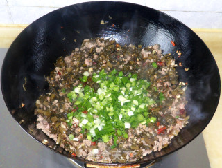 肉末萝卜缨的做法步骤：8