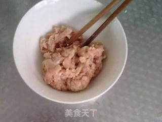 皮蛋瘦肉粥的做法步骤：2