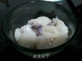 泡椒墨鱼仔的做法步骤：1