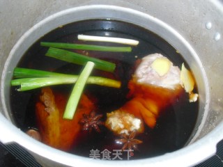 香卤牛肉的做法步骤：5