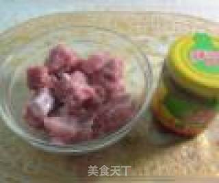 排骨板栗蛋黄粽的做法步骤：2