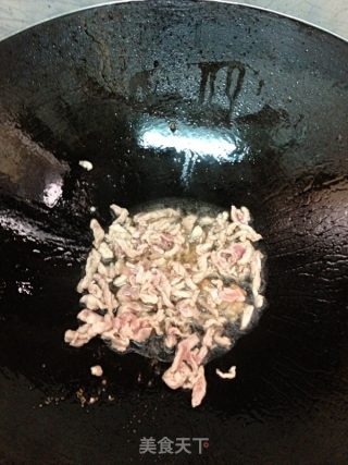 韭菜香干炒肉的做法步骤：3
