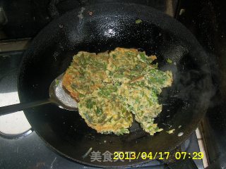 香椿芽炒鸡蛋的做法步骤：7