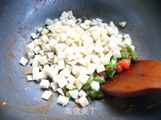 一个人的快手午餐——豆角炒馍的做法步骤：7