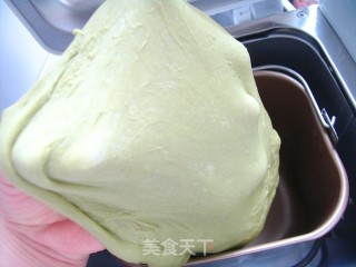 清新面包味——抹茶蜜豆面包卷的做法步骤：3