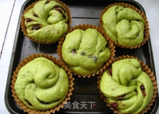 清新面包味——抹茶蜜豆面包卷的做法步骤：13