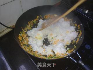 蛋炒饭的做法步骤：5