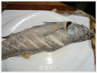酱香鳘鱼的做法步骤：3