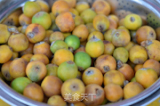 枇杷果酱的做法步骤：1