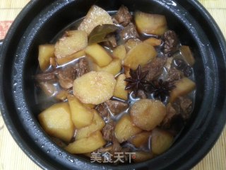 砂锅土豆炖牛腩的做法步骤：11