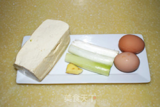 香炸猪肉豆腐丸的做法步骤：2