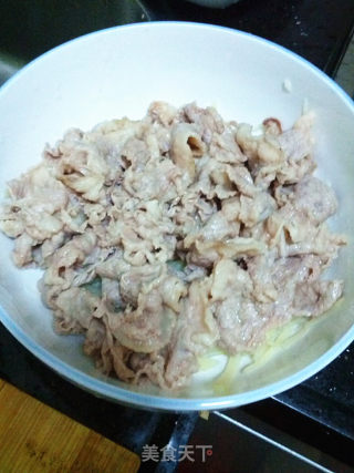 酸汤肥牛的做法步骤：4