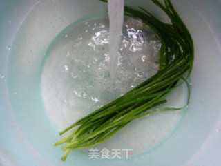 韭菜炒冬瓜的做法步骤：2
