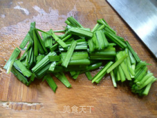 韭菜炒冬瓜的做法步骤：3