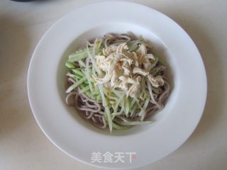 鸡丝荞麦凉面的做法步骤：8
